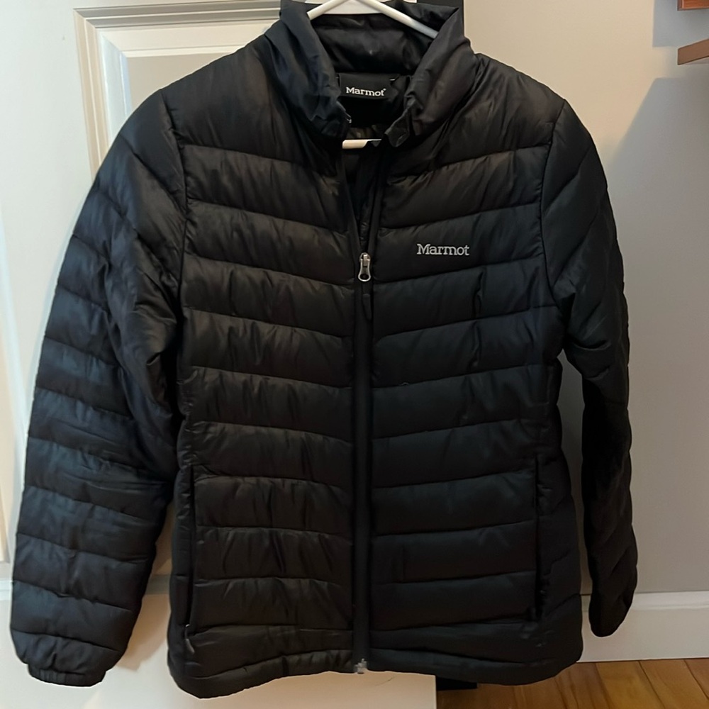 Woman’s Marmot Down Jacket Size Medium
